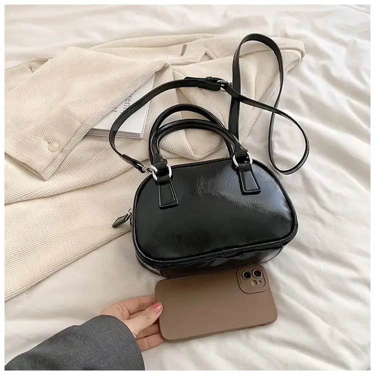 Korean Style Black Shoulder Messenger Bag for Women — feature 21