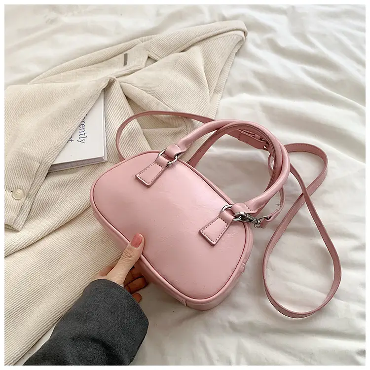 Korean Style Black Shoulder Messenger Bag for Women — feature 23