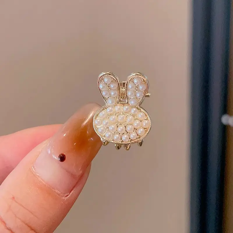 Gold Pearl Butterfly Hairpin for Women - Image 22