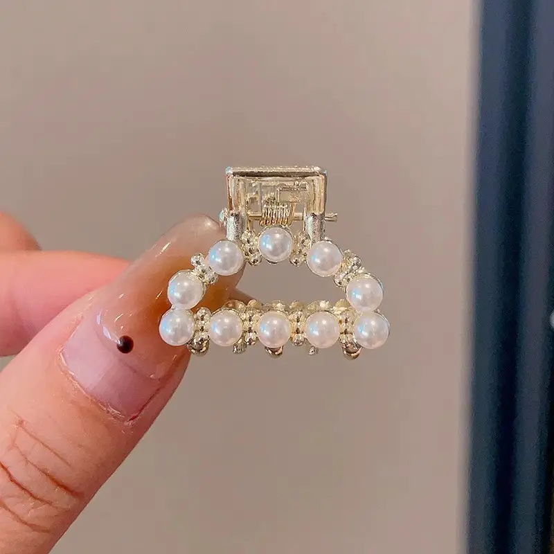 Gold Pearl Butterfly Hairpin for Women - Image 9