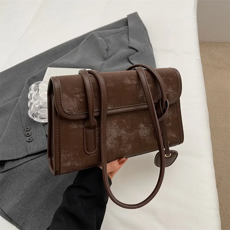 Black French Niche Shoulder Bag for Women - Image 8