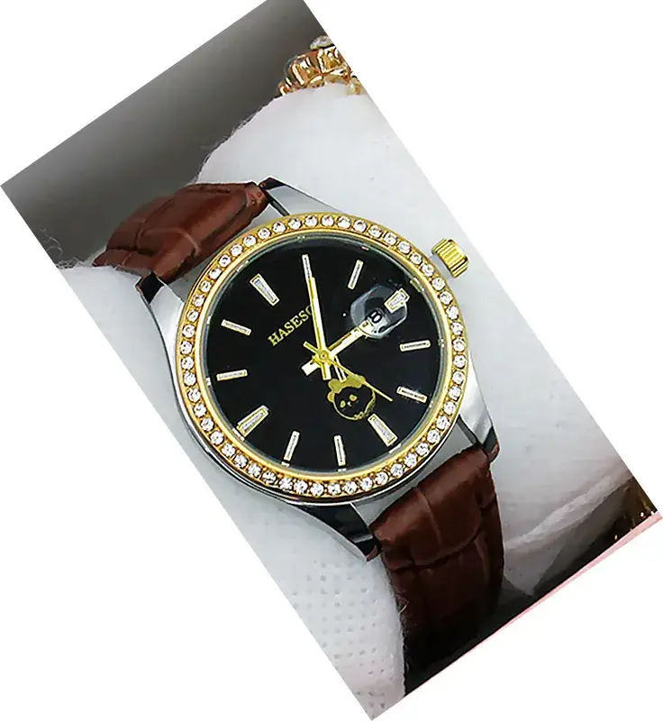 Women's Gold Crystal Bracelet Watch Set with Blue Strap - Image 14
