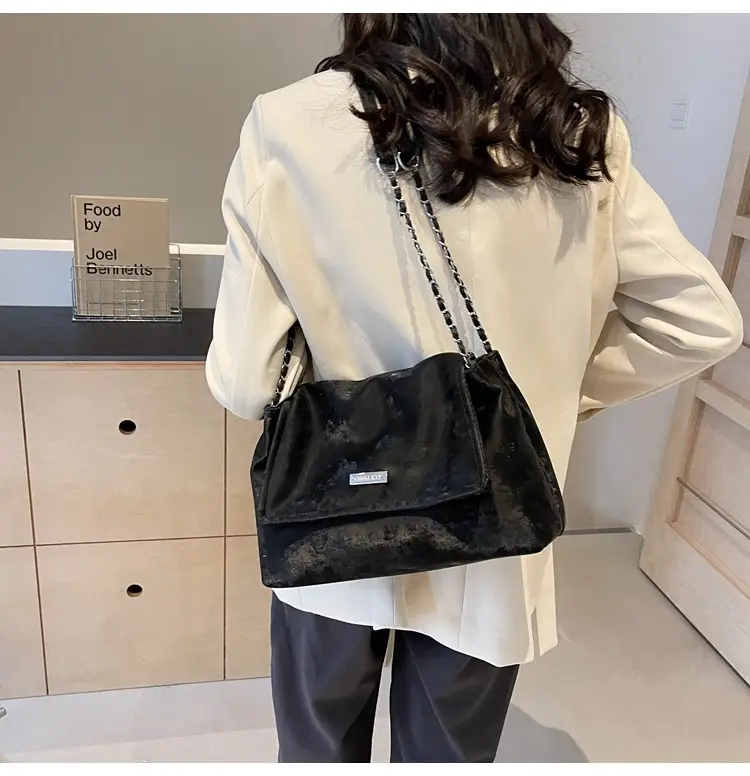 Pink Faux Leather Chain Shoulder Bag for Women — feature 19