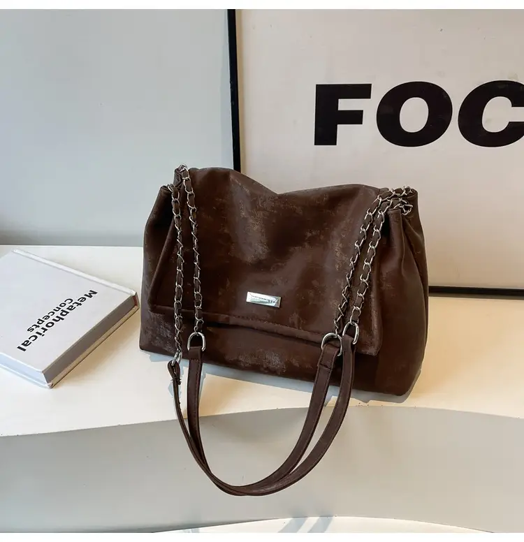 Pink Faux Leather Chain Shoulder Bag for Women - Image 5