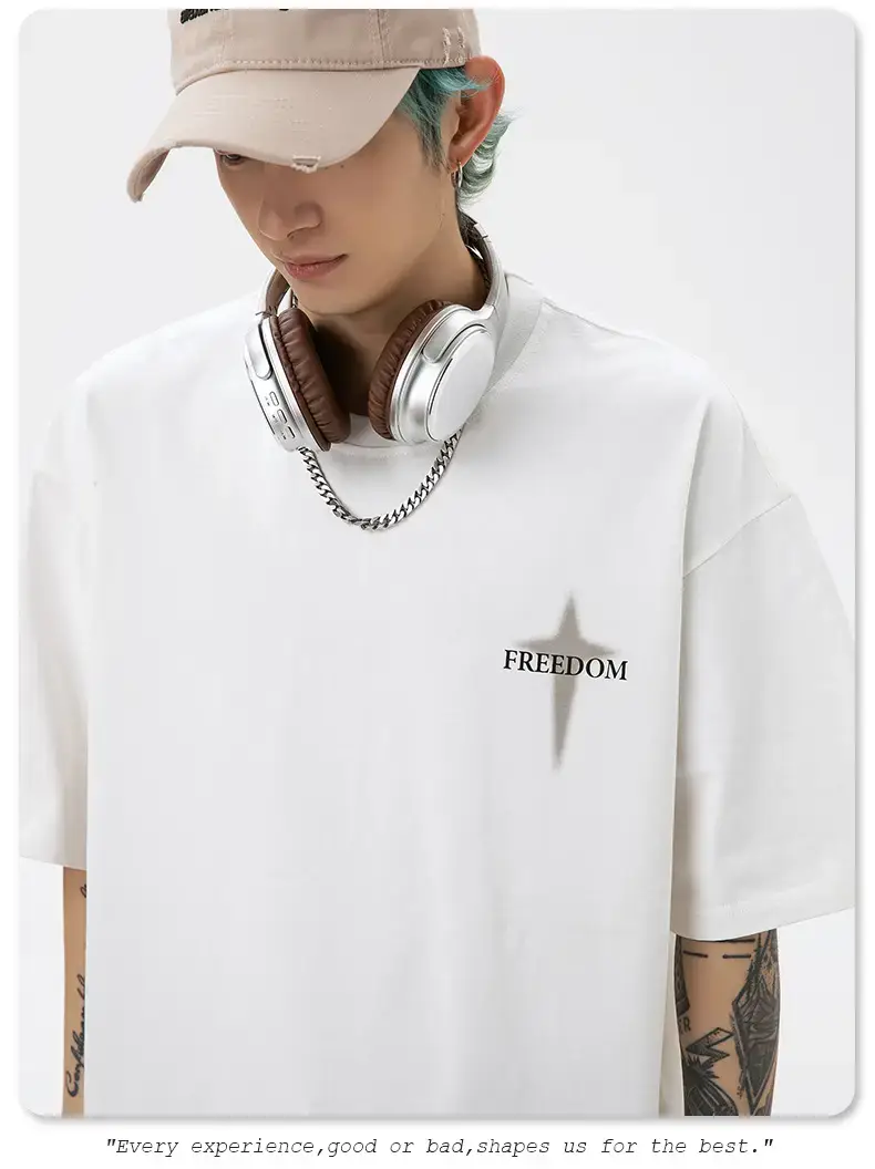Korean Lu Men's Black Star Printed T-Shirt — feature 16