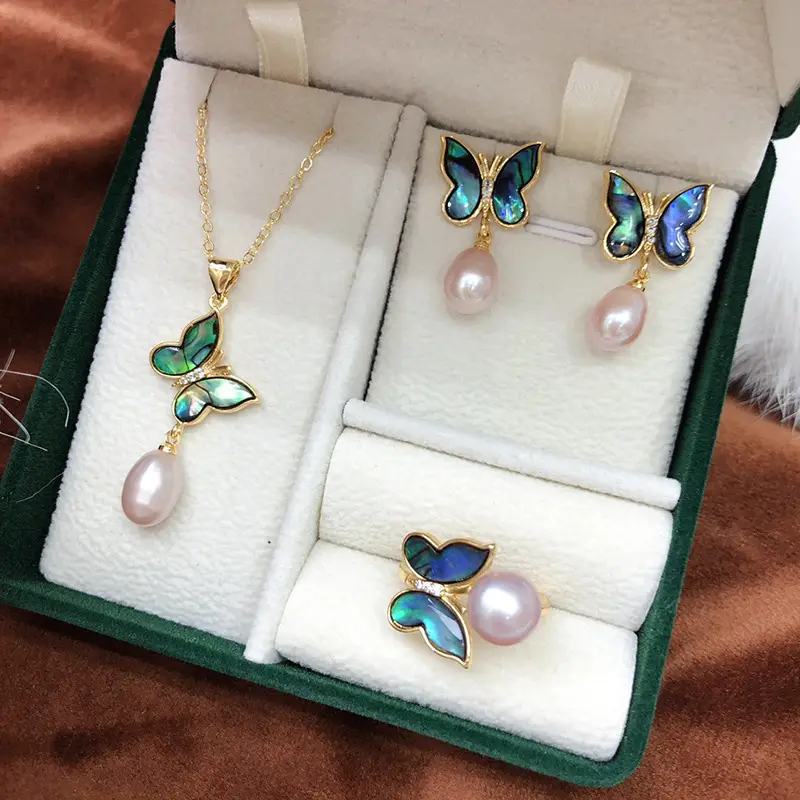 2024 Butterfly Pearl Necklace Earrings Set for Women - Image 3