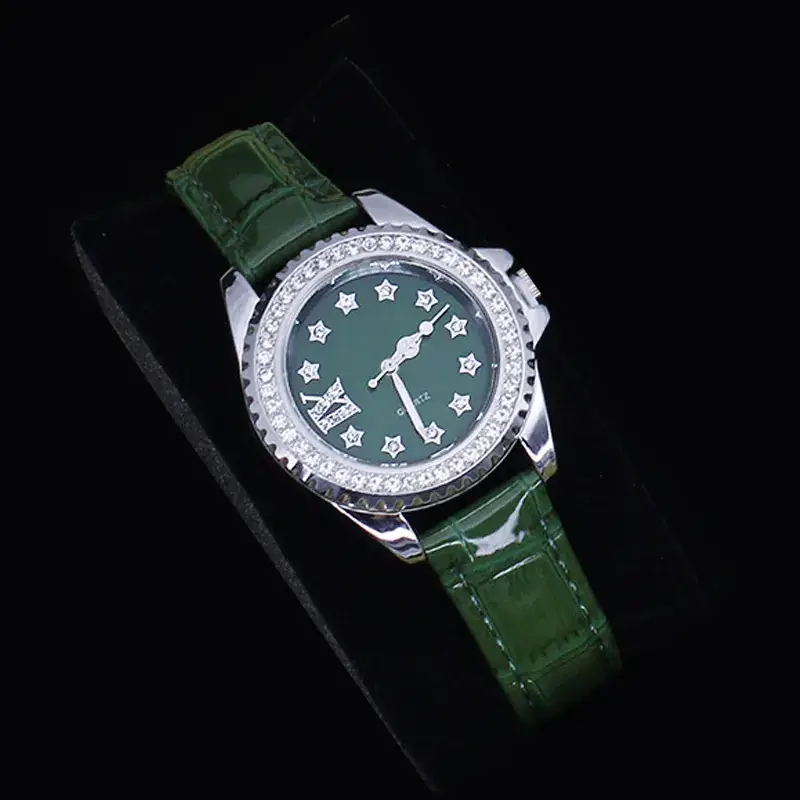 Women's Red Crystal Watch Set with Red Leather Strap - Image 7