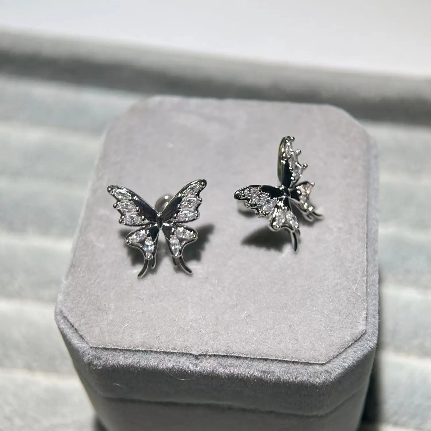 Zircon Butterfly Earrings Super Flash Unique - Image 7