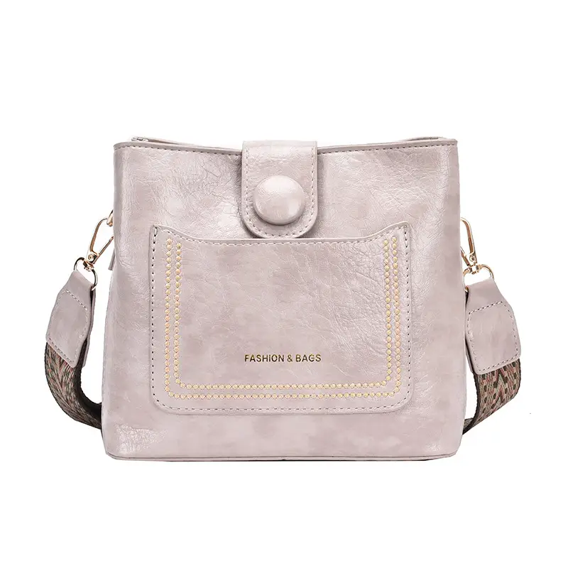 Green Retro Crossbody Bag for Women - Image 5