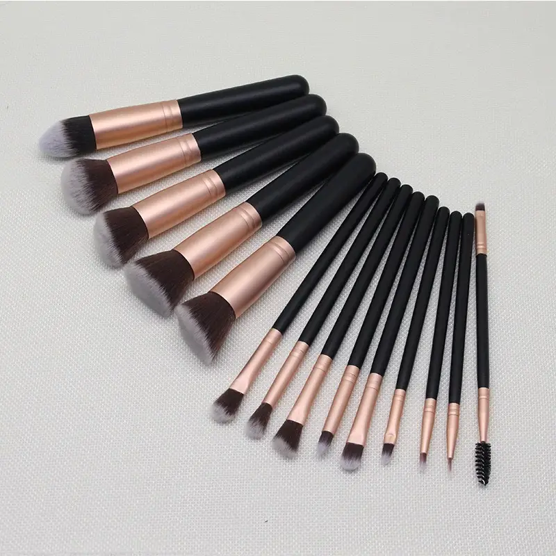 Cangzhou 7-Piece Makeup Brush Set for Foundation & Blending