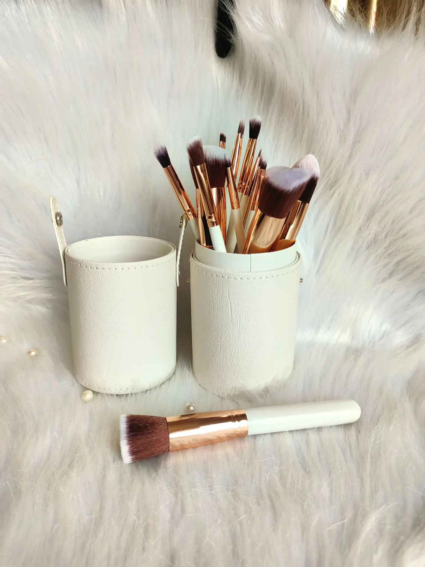 Cangzhou 7-Piece Makeup Brush Set for Foundation & Blending