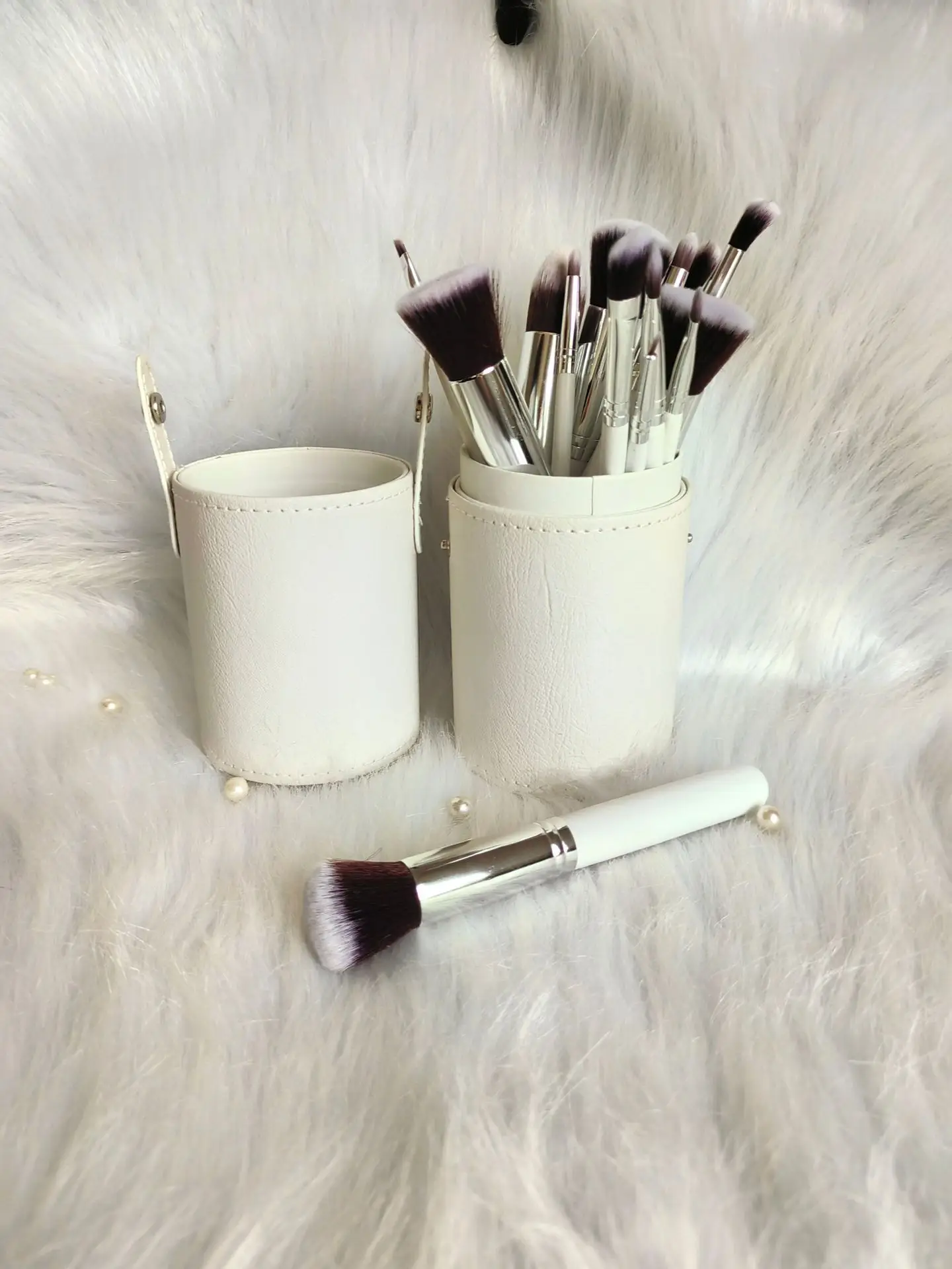 Cangzhou 7-Piece Makeup Brush Set for Foundation & Blending