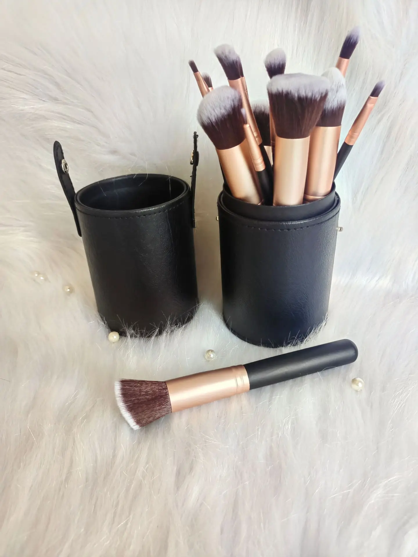 Cangzhou 7-Piece Makeup Brush Set for Foundation & Blending