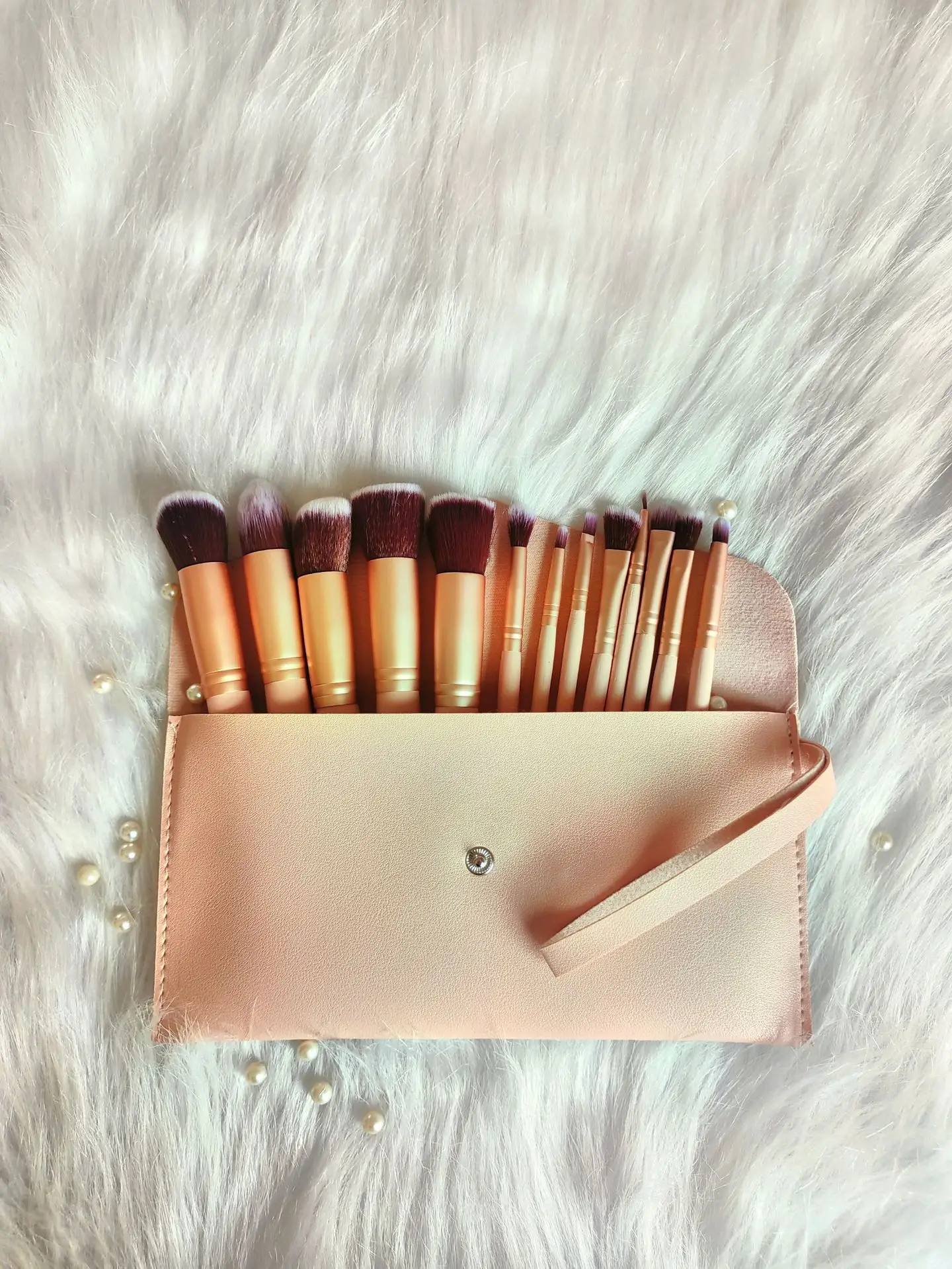 Cangzhou 7-Piece Makeup Brush Set for Foundation & Blending