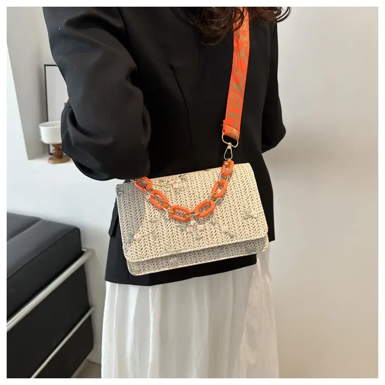 Elegant Khaki Crossbody Bag with Leopard Strap for Women — feature 12