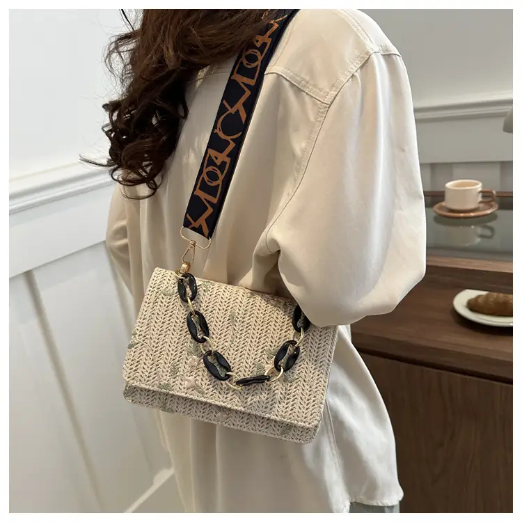 Elegant Khaki Crossbody Bag with Leopard Strap for Women — feature 8