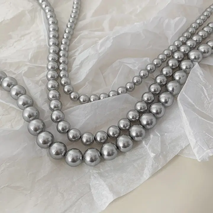 Golden Pearl Necklace for Women with Light Luxury Design — feature 25