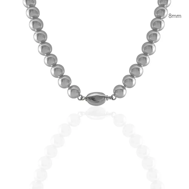 Golden Pearl Necklace for Women with Light Luxury Design - Image 4
