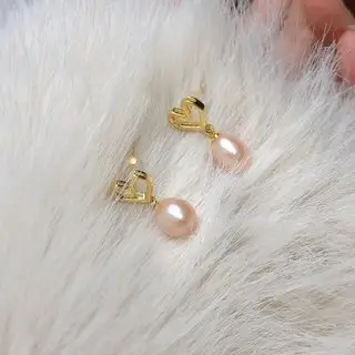 Heart Shaped Pearl Earrings Gold Plated - Image 9