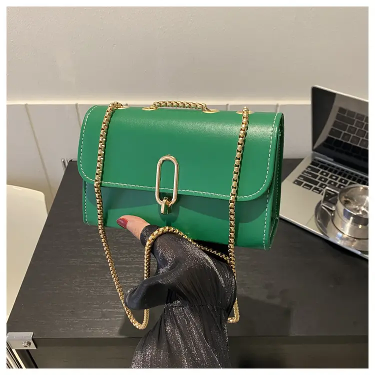 White Chain Shoulder Bag for Women 2024 — feature 16