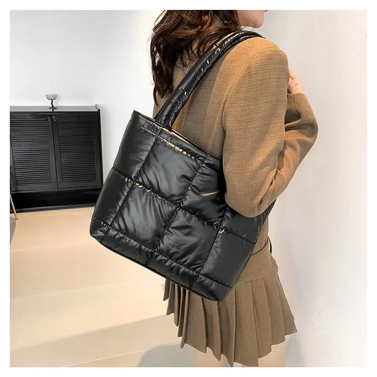 Women's Korean Style Silver Padded Shoulder Bag 2024 - Image 8