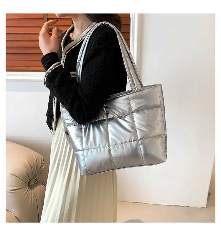 Women's Korean Style Silver Padded Shoulder Bag 2024 — feature 17