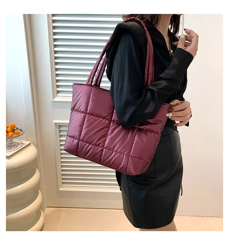 Women's Korean Style Silver Padded Shoulder Bag 2024 — feature 24