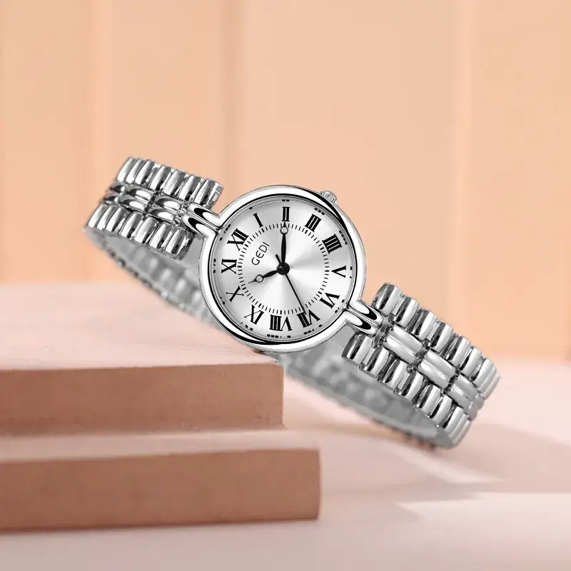 Women's Silver Roman Dial Quartz Watch with Chain Strap - Image 4