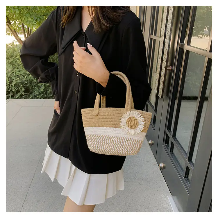 Women's Bow Decorated Straw Bucket Bag 2024 — feature 16