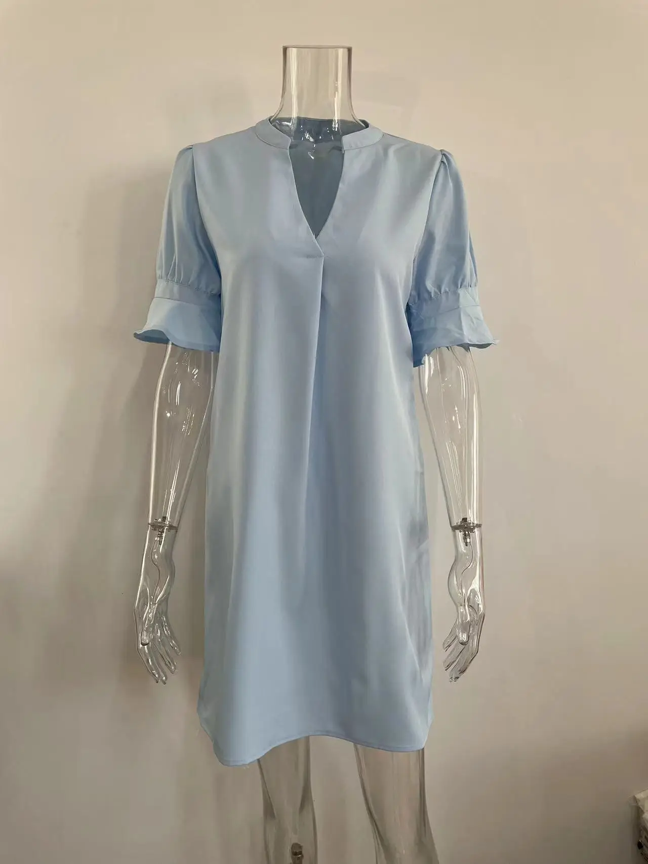 Black V-Neck Loose Pleated Dress for Women — feature 45