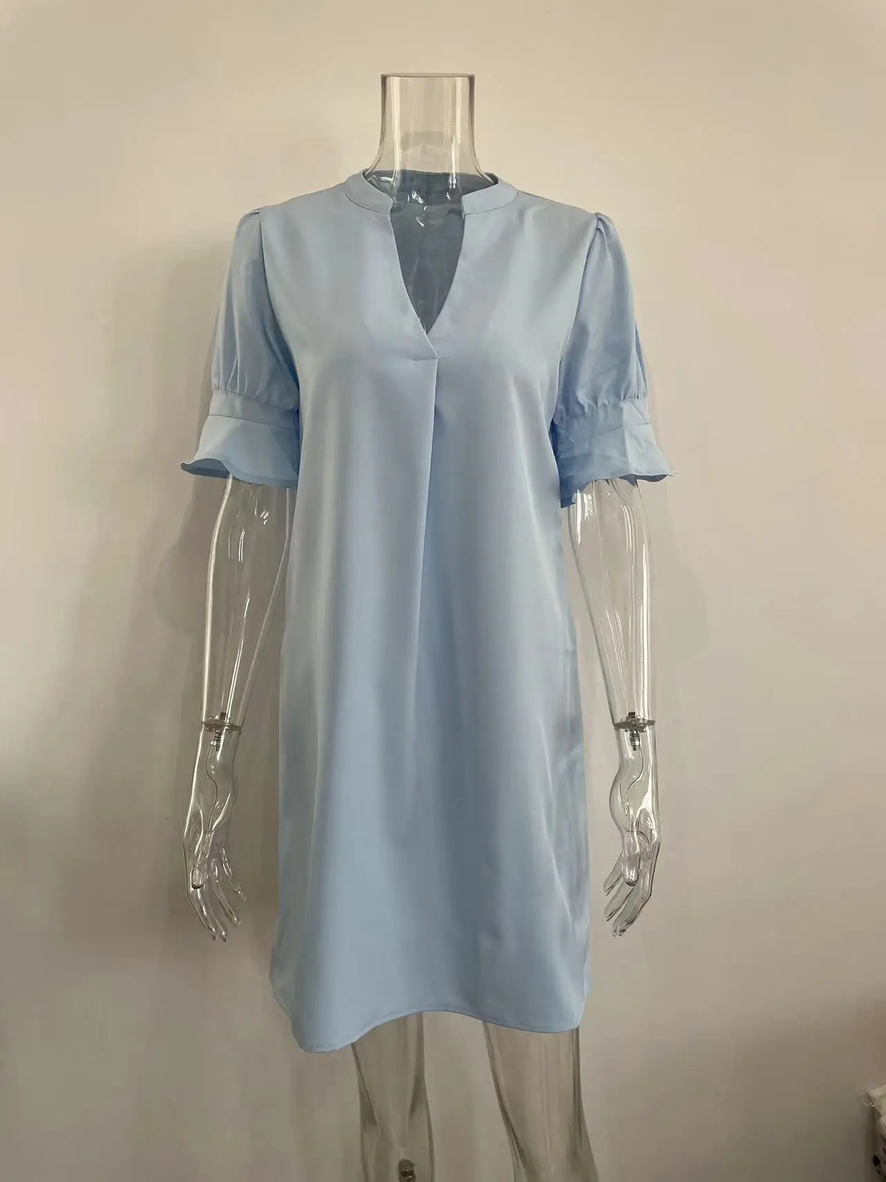 Black V-Neck Loose Pleated Dress for Women — feature 46