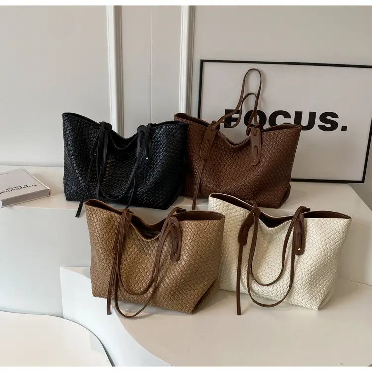 Women Woven Shoulder Bag Retro Korean Style 2025 — feature 20