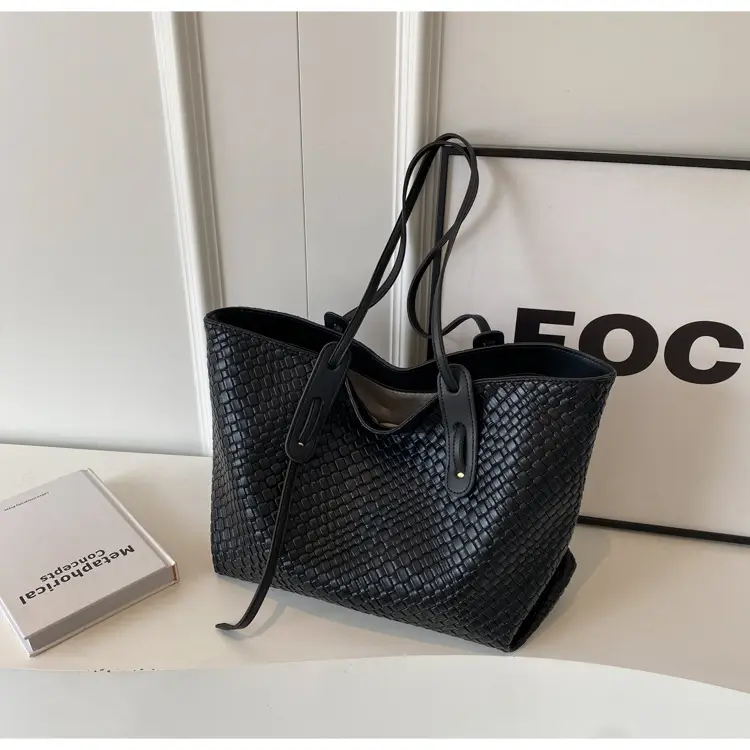 Women Woven Shoulder Bag Retro Korean Style 2025 — feature 21