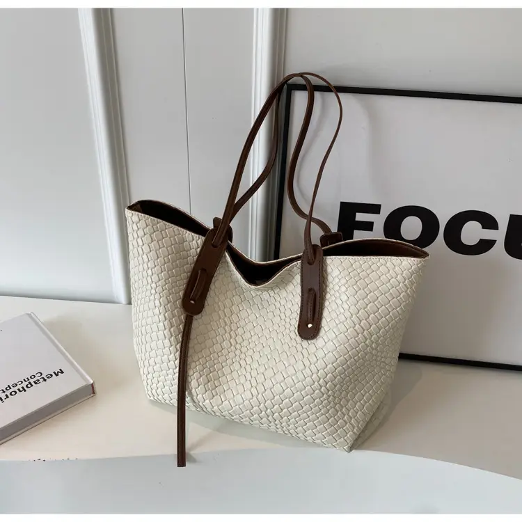 Women Woven Shoulder Bag Retro Korean Style 2025 — feature 24