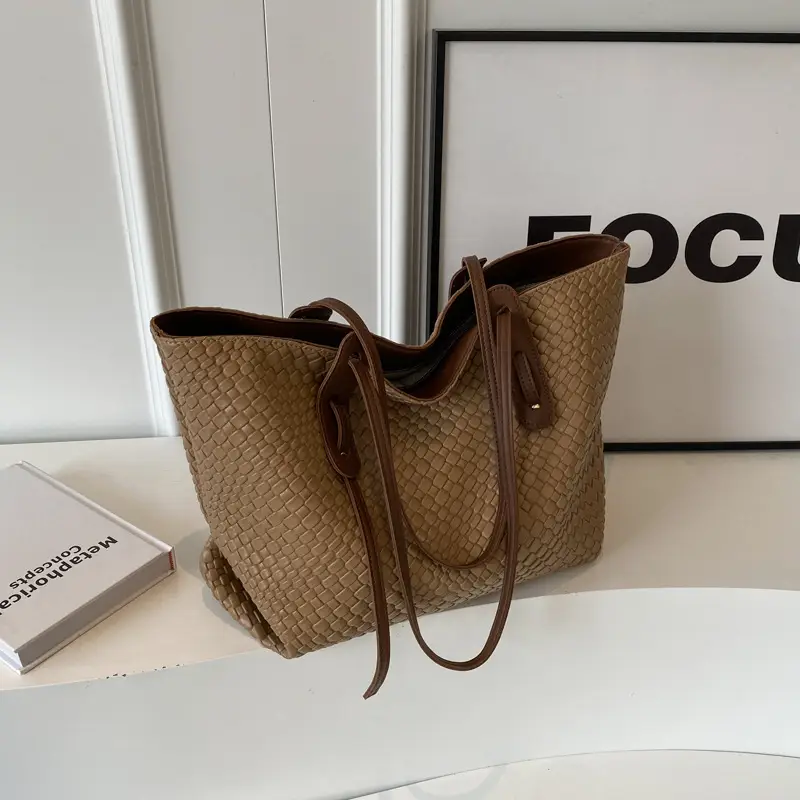 Women Woven Shoulder Bag Retro Korean Style 2025 - Image 4