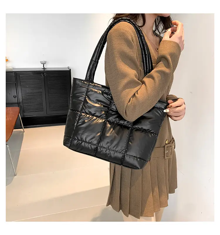 Korean Style Gold Quilted Shoulder Bag for Women — feature 15