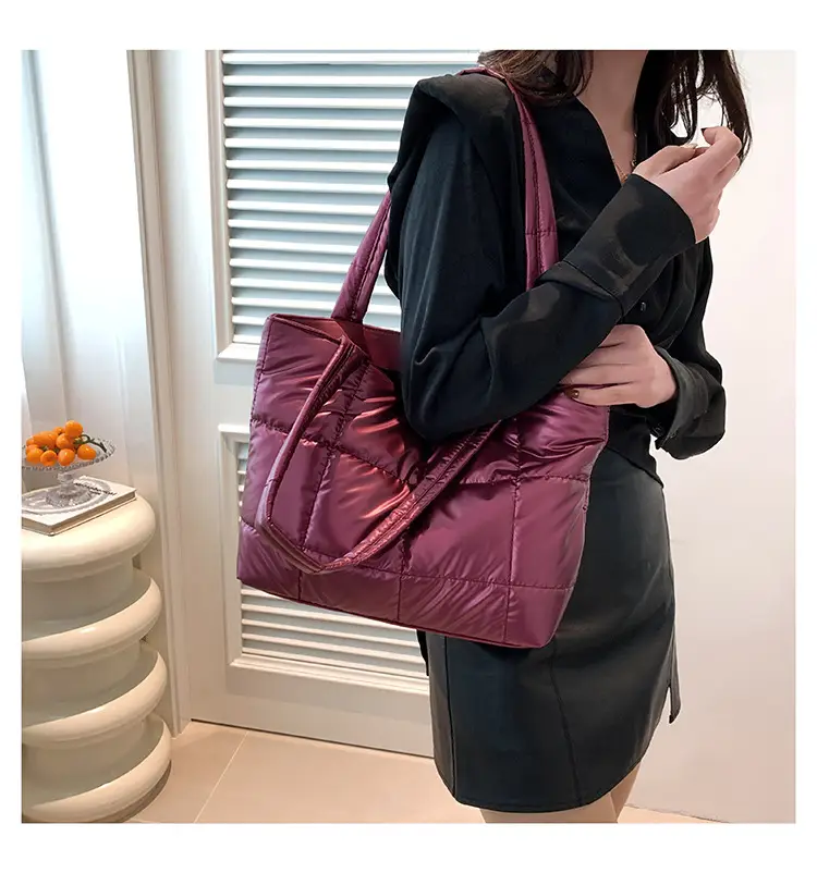 Korean Style Gold Quilted Shoulder Bag for Women — feature 19