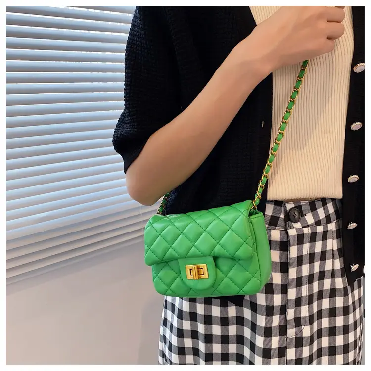 Black Quilted Chain Shoulder Bag for Women — feature 12