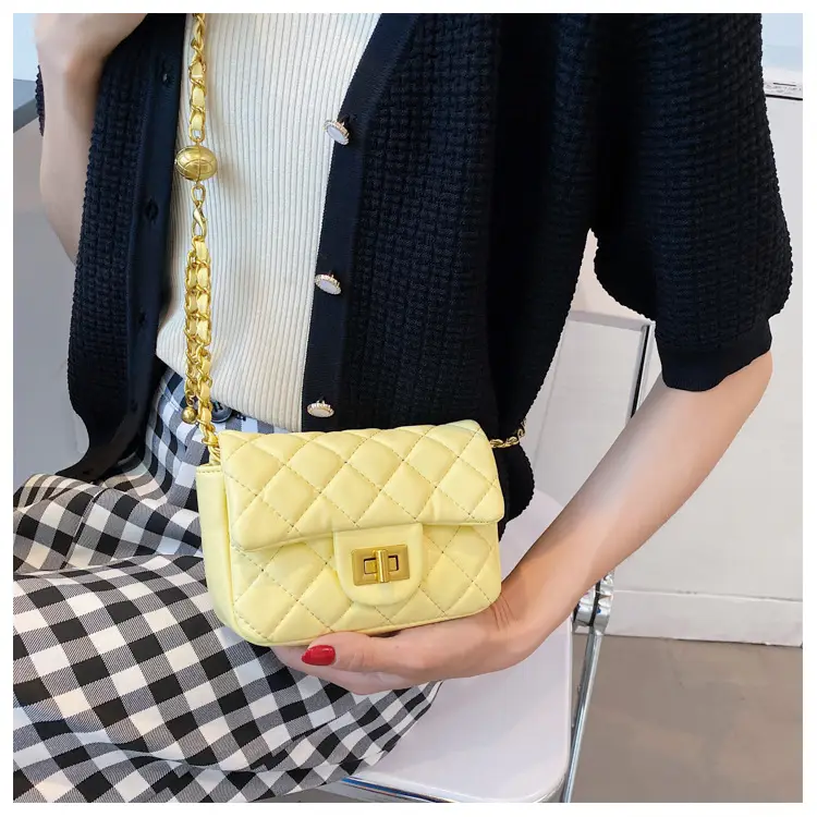 Black Quilted Chain Shoulder Bag for Women — feature 13