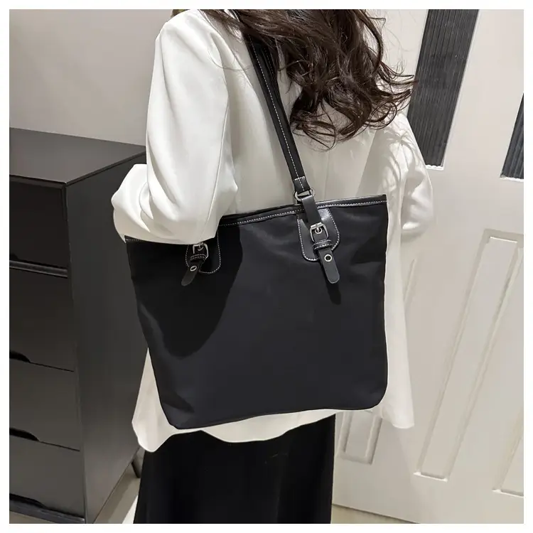 Women Korean Style Large Capacity Shoulder Bag Black 2024 — feature 20
