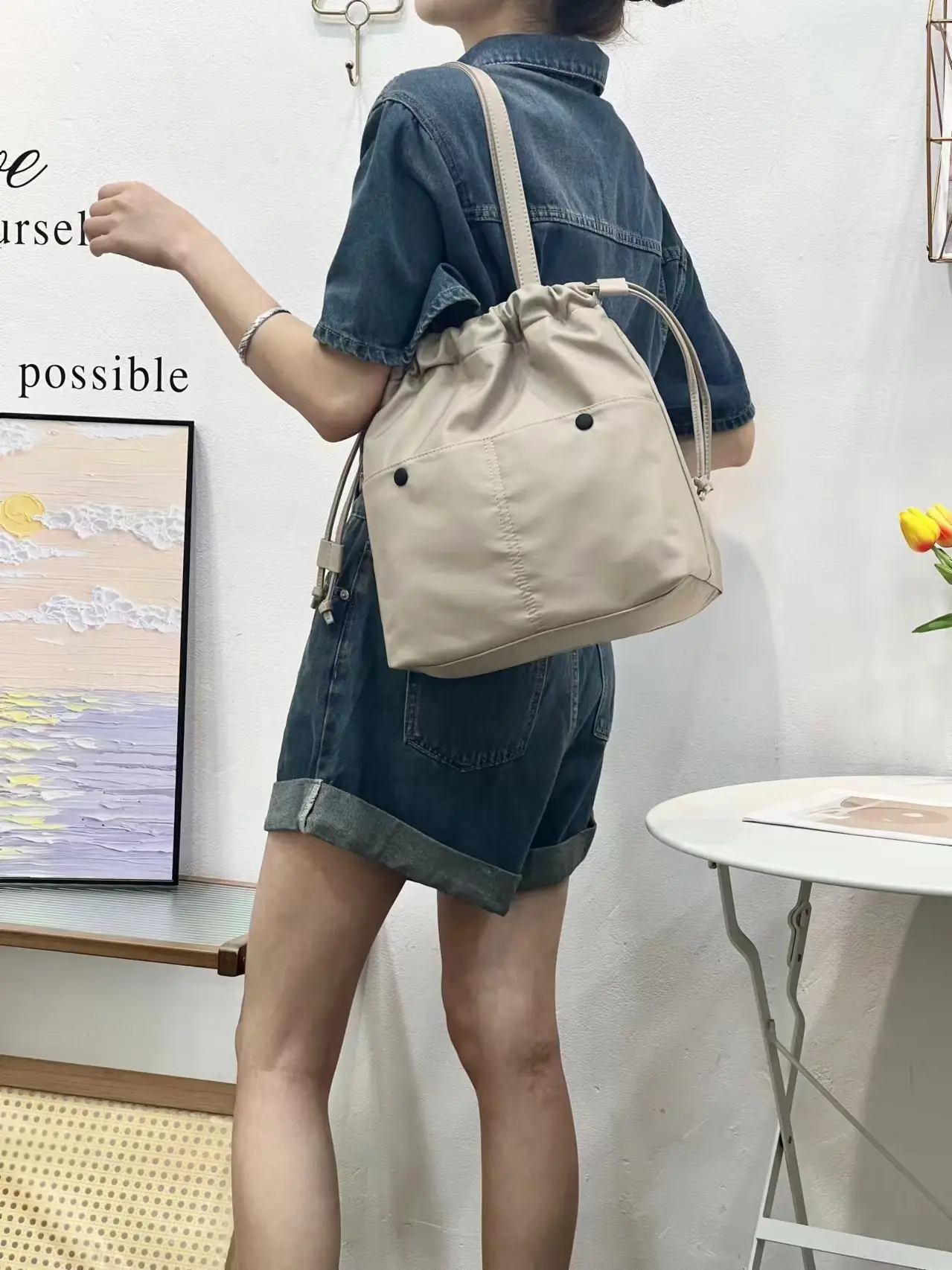 Lightweight Waterproof Drawstring Shoulder Bag — feature 1