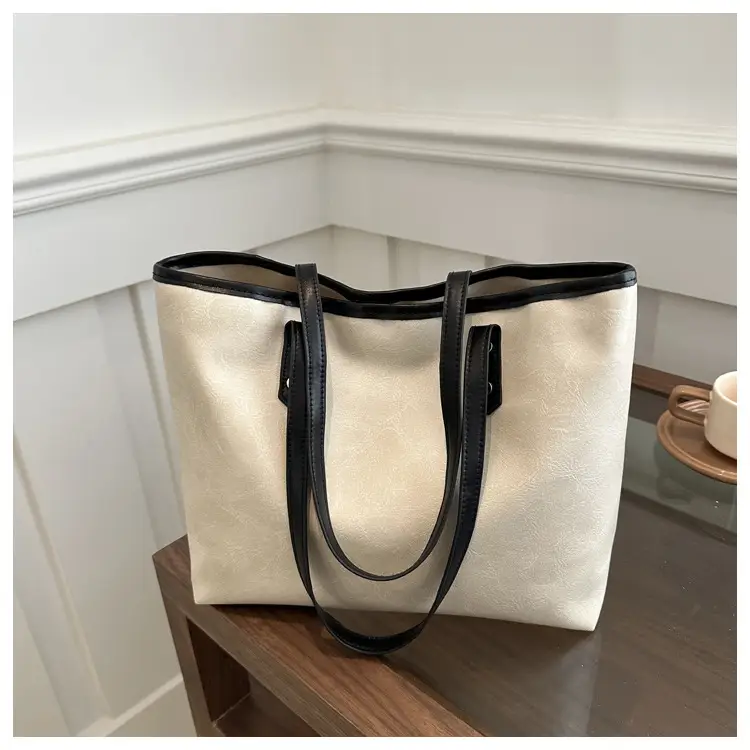 Women's Contrast Color Retro Big Shoulder Bag 2024