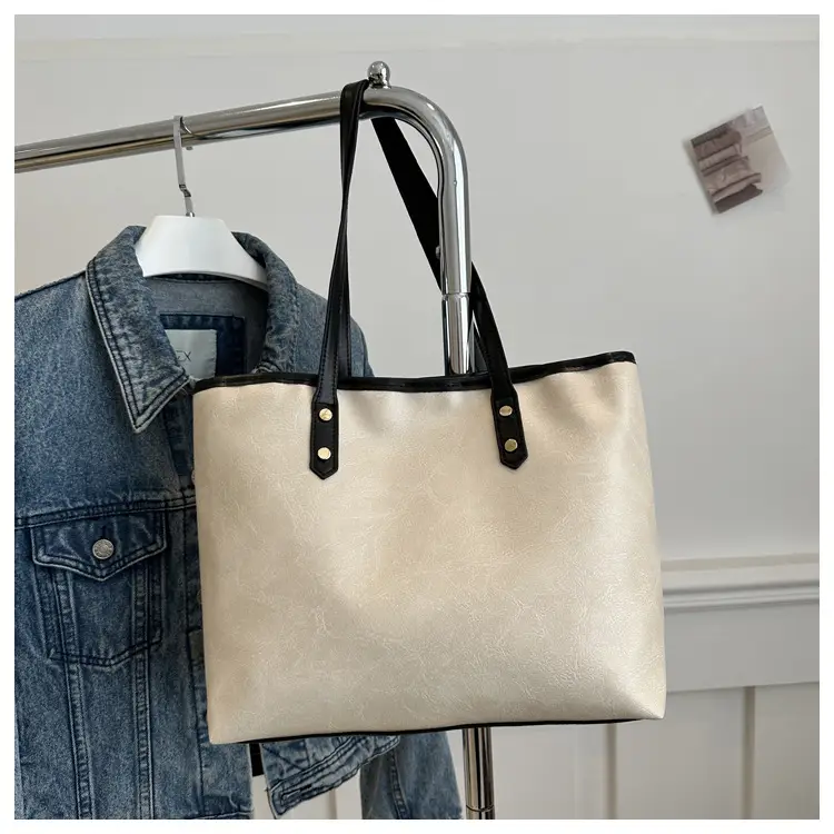 Women's Contrast Color Retro Big Shoulder Bag 2024 — feature 24