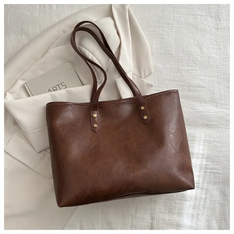 Women's Contrast Color Retro Big Shoulder Bag 2024