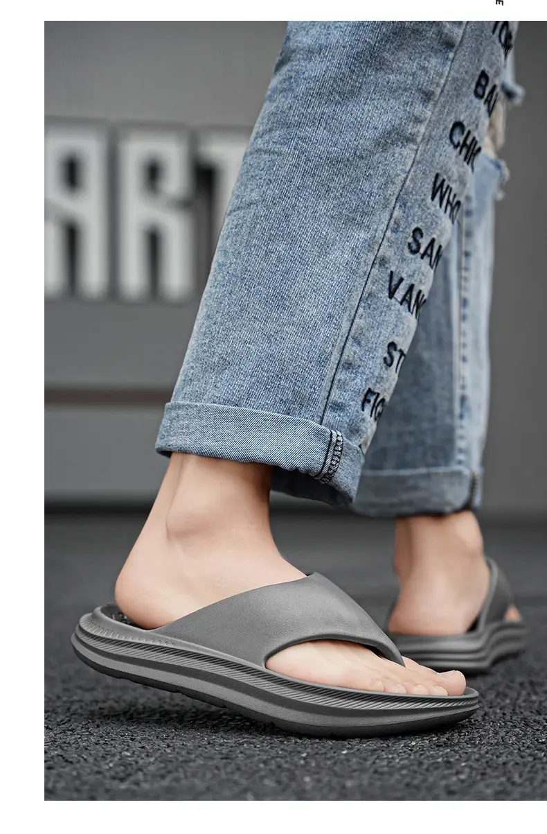 2025 Summer Flip-Flops for Men, Stylish Outdoor Beach Shoes, Trendy Soft-Soled Non-Slip Sandals for Men — feature 7