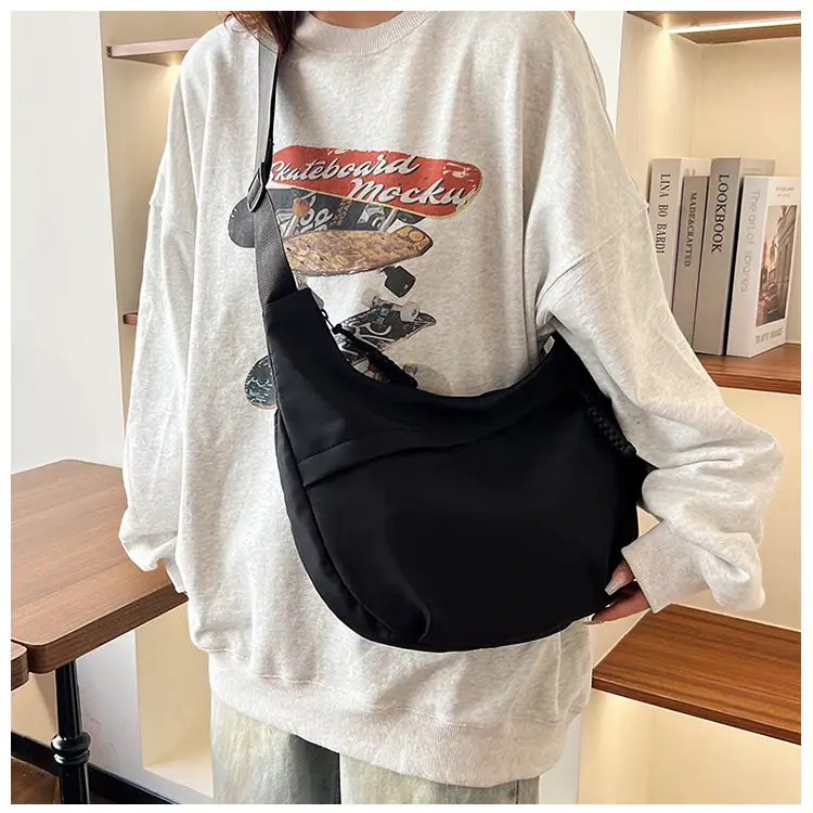 Black Shoulder Messenger Bag for Women — feature 12