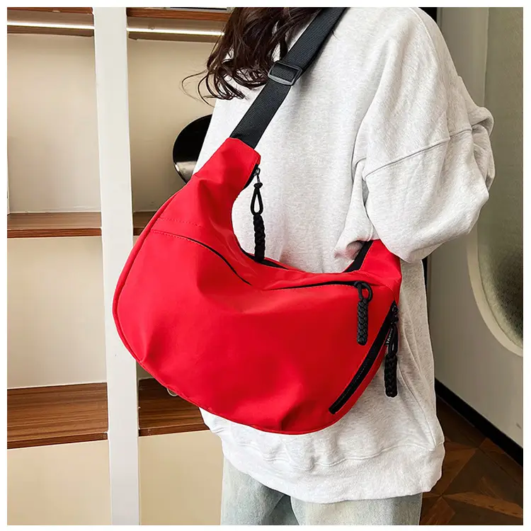 Black Shoulder Messenger Bag for Women — feature 17