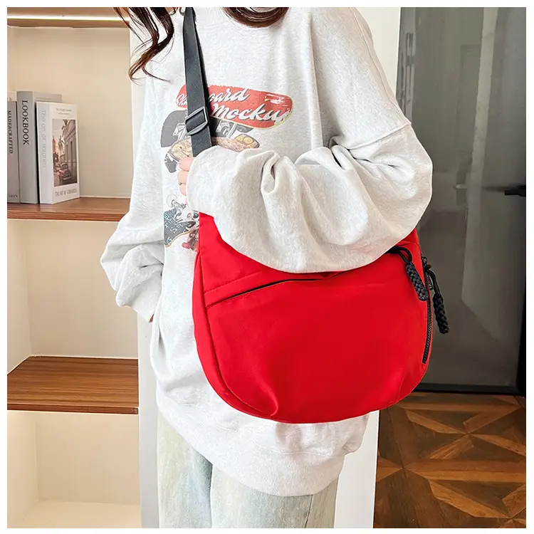 Black Shoulder Messenger Bag for Women — feature 19