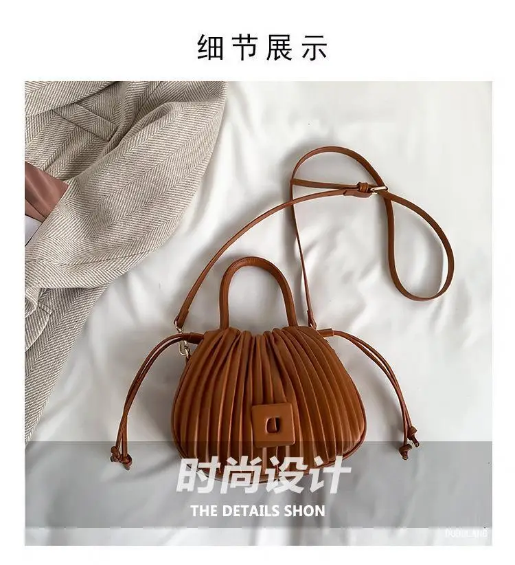 Black Pleated Crossbody Bag for Women 2026 — feature 5