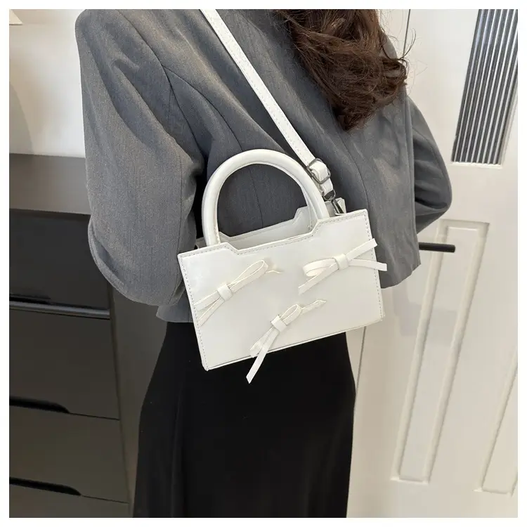 White Bow Shoulder Bag 2024 New Arrival — feature 19